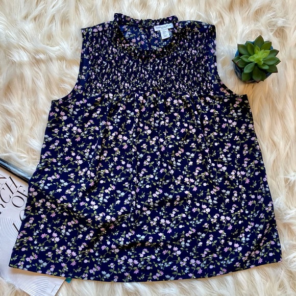 Carolina Belle | Floral Top - Picture 1 of 7